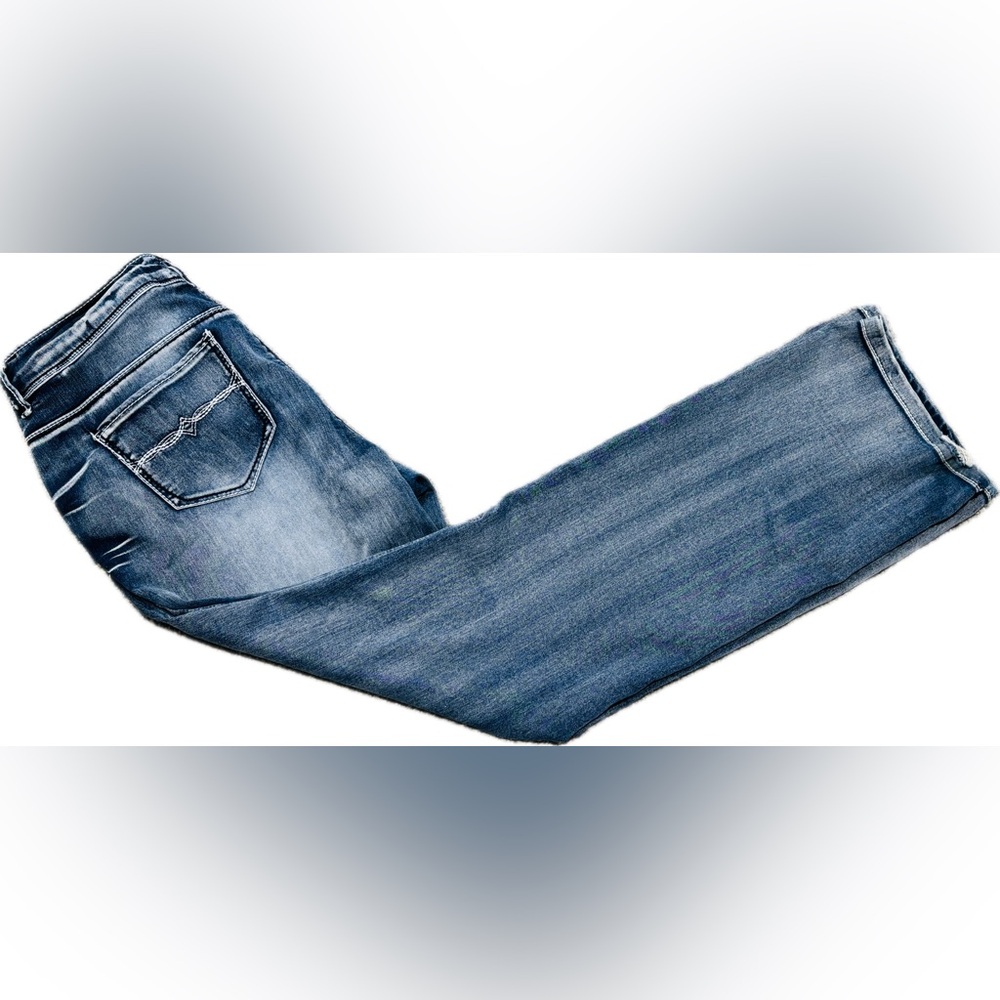 Women’s Cato Distressed Jeans